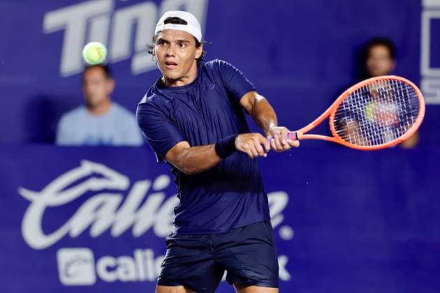 LOS CABOS TENNIS OPEN 2025 LOS CABOS TENNIS OPEN 2025 LOS CABOS TENNIS OPEN 2025 DANIEL VS HERNANDEZ 14072025 LOS CABOS, BAJA CALIFORNIA, MEXICO. Photo of Alejandro Hernandez of Mexico, during Los Cabos Tennis Open 2025 held at the Mextenis Stadium of the Cabo Sports Complex of Los Cabos, Baja California. Foto de Alejandro Hernandez de Mexico, durante Los Cabos Tennis Open 2025 celebrado en el Estadio Mextenis del Cabo Sports Complex de Los Cabos, Baja California. PHOTO BY IMAGENSHOP AGENCIA DE FOTOGRAFIA LOS CABOS BAJA CALIFORNIA MEXICO Copyright: xIMAGENSHOPxAGENCIAxFOTOGRAFICAx