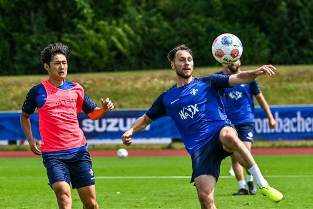 GER, 2. BL, SV Darmstadt 98, Trainingslager in Bad Wörishofen 15.07.2025, Stadion Am Unteren Hart, Bad Wörishofen, GER, 2. BL, SV Darmstadt 98, Trainingslager in Bad Wörishofen, im Bild Yosuke Furukawa (Darmstadt, 44), Matthias Bader (Darmstadt, 26)