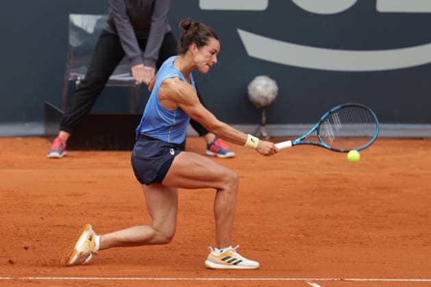 GER, Hamburg, xFSx, ATP250 Frauen-Tennistunier , MSC Hamburg Ladies Open 2025 , Round of 32 , Sechzehntelfinale ,15.07.2025 v.l. Lois Boisson (FRA) spielt eine Rueckhand Copyright: HMBxMedia FernandoxSoares