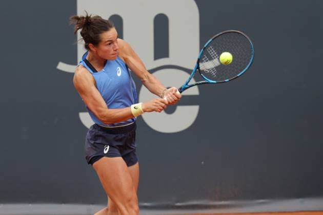 GER, Hamburg, xFSx, ATP250 Frauen-Tennistunier , MSC Hamburg Ladies Open 2025 , Round of 32 , Sechzehntelfinale ,15.07.2025 v.l. Lois Boisson (FRA) spielt eine Rueckhand Copyright: HMBxMedia FernandoxSoares