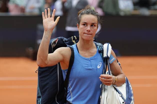 GER, Hamburg, xFSx, ATP250 Frauen-Tennistunier , MSC Hamburg Ladies Open 2025 , Round of 32 , Sechzehntelfinale ,15.07.2025 v.l. Lois Boisson (FRA) bedankt sich bei den Fans Copyright: HMBxMedia FernandoxSoares