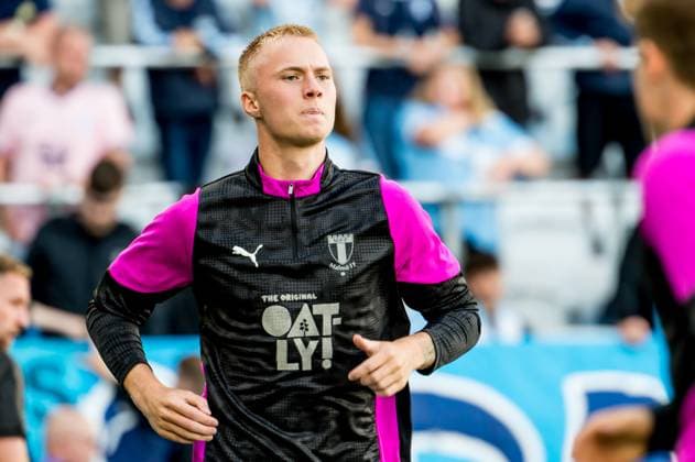 250715 Daniel Gudjohnsen of Malmö FF ahead of the UEFA Champions League qualifier football match between Malmö FF and FC Iberia 1999 on July 15, 2025 in Malmö. Photo: Christian Örnberg BILDBYRAN COP 166 CO0587 fotboll football soccer fotball uefa champions league gualifiers champions league malmö ff fc iberia bbeng bbauto Copyright: CHRISTIANxÖRNBERG BB250715CO001