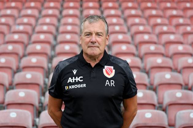 Andre Robock (Assistent Mannschaftsleiter); FC Energie Cottbus; 3.Liga, Porträttermin 2025 2026 Fussball 3. Liga 2025 2026 Offizieller Portraitermin FC Energie Cottbus