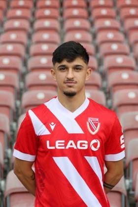 Jannis Boziaris; FC Energie Cottbus; 3.Liga, Porträttermin 2025 2026 Fussball 3. Liga 2025 2026 Offizieller Portraitermin FC Energie Cottbus