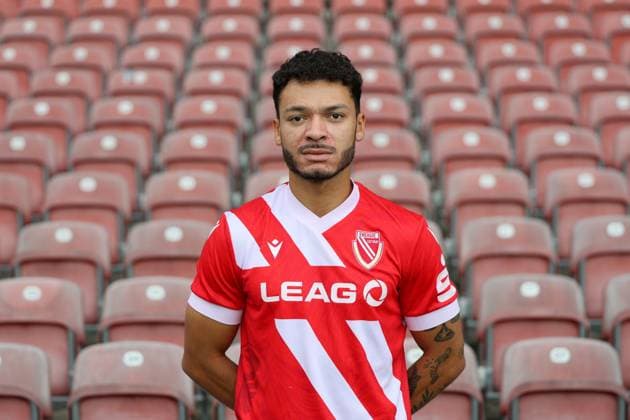 Theo Ogbidi; FC Energie Cottbus; 3.Liga, Porträttermin 2025 2026 Fussball 3. Liga 2025 2026 Offizieller Portraitermin FC Energie Cottbus