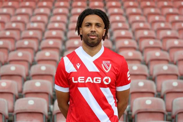 Leon Guwara; FC Energie Cottbus; 3.Liga, Porträttermin 2025 2026 Fussball 3. Liga 2025 2026 Offizieller Portraitermin FC Energie Cottbus
