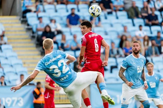 250715 Nikoloz Dadiani of FC Iberia, Daniel Gudjohnsen and Pontus Jansson of Malmö FF during the UEFA Champions League qualifier football match between Malmö FF and FC Iberia 1999 on July 15, 2025 in Malmö. Photo: Christian Örnberg BILDBYRAN COP 166 CO0587 fotboll football soccer fotball uefa champions league gualifiers champions league malmö ff fc iberia bbeng bbauto Copyright: CHRISTIANxÖRNBERG BB250715CO028