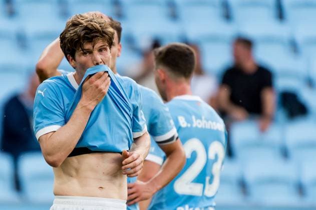 250715 Oliver Berg of Malmö FF looks dejected during the UEFA Champions League qualifier football match between Malmö FF and FC Iberia 1999 on July 15, 2025 in Malmö. Photo: Christian Örnberg BILDBYRAN COP 166 CO0587 fotboll football soccer fotball uefa champions league gualifiers champions league malmö ff fc iberia bbeng bbauto depp Copyright: CHRISTIANxÖRNBERG BB250715CO029