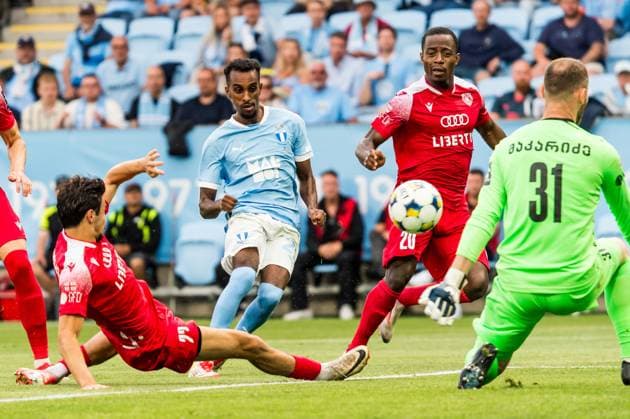250715 Taha Ali of Malmö FF and Giorgi Makaridze of FC Iberia during the UEFA Champions League qualifier football match between Malmö FF and FC Iberia 1999 on July 15, 2025 in Malmö. Photo: Christian Örnberg BILDBYRAN COP 166 CO0587 fotboll football soccer fotball uefa champions league gualifiers champions league malmö ff fc iberia bbeng bbauto Copyright: CHRISTIANxÖRNBERG BB250715CO048