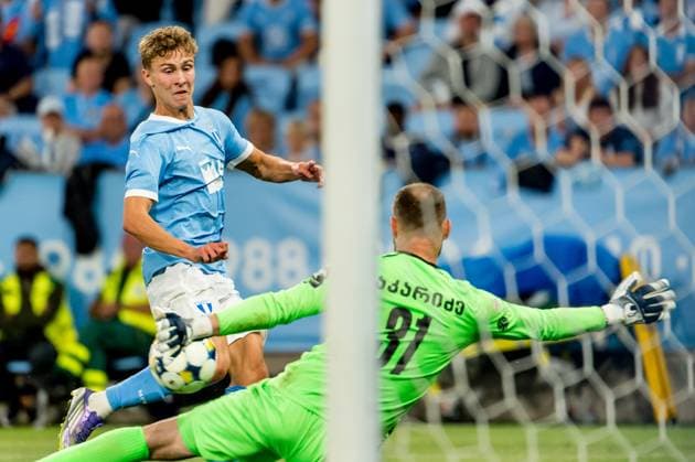 250715 Hugo Bolin of Malmö FF and Giorgi Makaridze of FC Iberia during the UEFA Champions League qualifier football match between Malmö FF and FC Iberia 1999 on July 15, 2025 in Malmö. Photo: Christian Örnberg BILDBYRAN COP 166 CO0587 fotboll, football, soccer, fotball,uefa champions league gualifi Copyright: CHRISTIANxÖRNBERG BB250715CO075