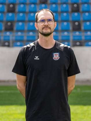15.07.2025, xhfmx, Fussball Regionalliga Suedwest, FSV Frankfurt - Fototermin Saison 2025 26 Bastian Hintz (Physiotherapeut FSV Frankfurt) (DFL DFB REGULATIONS PROHIBIT ANY USE OF PHOTOGRAPHS as IMAGE SEQUENCES and or QUASI-VIDEO) Frankfurt am Main