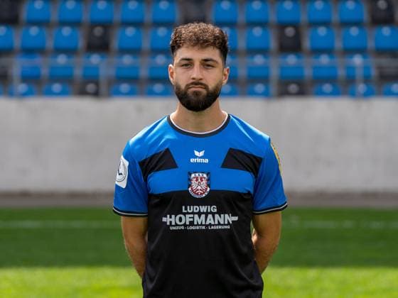 15.07.2025, xhfmx, Fussball Regionalliga Suedwest, FSV Frankfurt - Fototermin Saison 2025 26 Hassan Mourad (FSV Frankfurt) (DFL DFB REGULATIONS PROHIBIT ANY USE OF PHOTOGRAPHS as IMAGE SEQUENCES and or QUASI-VIDEO) Frankfurt am Main