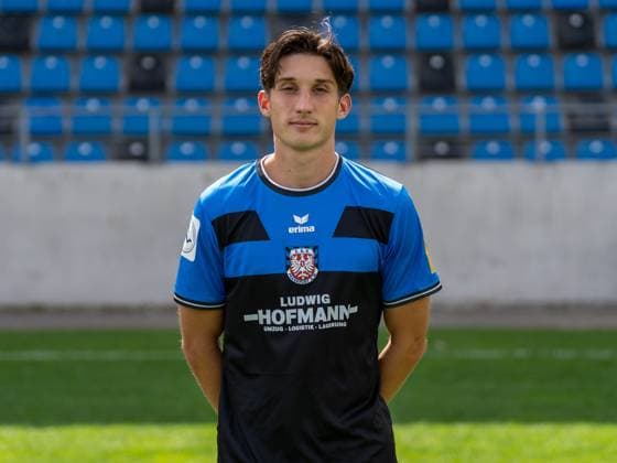 15.07.2025, xhfmx, Fussball Regionalliga Suedwest, FSV Frankfurt - Fototermin Saison 2025 26 Ben-Luca Fisher (FSV Frankfurt) (DFL DFB REGULATIONS PROHIBIT ANY USE OF PHOTOGRAPHS as IMAGE SEQUENCES and or QUASI-VIDEO) Frankfurt am Main