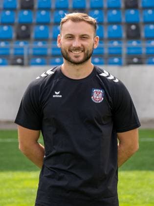 15.07.2025, xhfmx, Fussball Regionalliga Suedwest, FSV Frankfurt - Fototermin Saison 2025 26 Fabio Spataro (Athletiktrainer FSV Frankfurt) (DFL DFB REGULATIONS PROHIBIT ANY USE OF PHOTOGRAPHS as IMAGE SEQUENCES and or QUASI-VIDEO) Frankfurt am Main