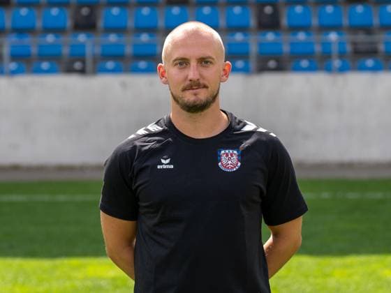 15.07.2025, xhfmx, Fussball Regionalliga Suedwest, FSV Frankfurt - Fototermin Saison 2025 26 Kevin Kühn (Co-Trainer FSV Frankfurt) (DFL DFB REGULATIONS PROHIBIT ANY USE OF PHOTOGRAPHS as IMAGE SEQUENCES and or QUASI-VIDEO) Frankfurt am Main