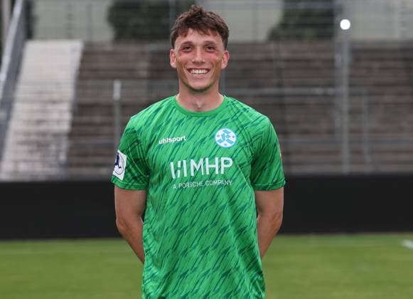 BAU 15.07.2025 Stuttgart-Degerloch Fußball SV Stuttgarter Kickers Fototermin, Bela Dumrath