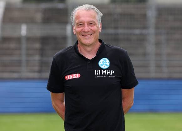 BAU 15.07.2025 Stuttgart-Degerloch Fußball SV Stuttgarter Kickers Fototermin, Lutz Siebrecht (Geschäftsführer