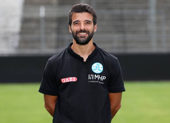 BAU 15.07.2025 Stuttgart-Degerloch Fußball SV Stuttgarter Kickers Fototermin, Konstantin Konstantinidis (Athletik-Trainer)
