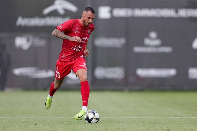 Geoffrey Franzoni (Kapitän Differdange 25) Freisteller, Einzelbild, Aktion, Ganzkörper 15.07.2025 Fussball Champions League Qualifikation, 1. Runde, Rückspiel, Saison 2025-2026 15.07.2025 FC Differdingen 03 (LUX) - FC Drita (XKX) (Differdange) Stade Municipal de la Ville de Differdange, Differdingen