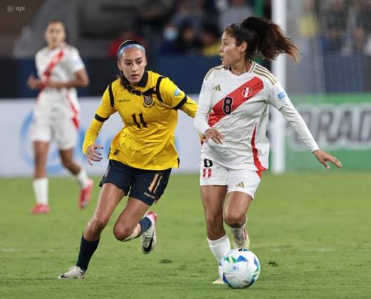 COPA AMERICA FEMENINA ECUADOR VS PERU 15 de julio del 2025 Encuentro entre Ecuador VS Peru por Copa AmÃ rica Femenina en el estadio Banco Guayaquil. QUITO PICHINCHA ECUADOR Copyright: xHENRYxLAPOx