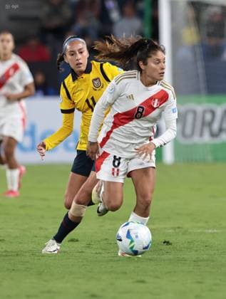 COPA AMERICA FEMENINA ECUADOR VS PERU 15 de julio del 2025 Encuentro entre Ecuador VS Peru por Copa AmÃ rica Femenina en el estadio Banco Guayaquil. QUITO PICHINCHA ECUADOR Copyright: xHENRYxLAPOx