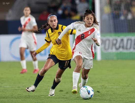 COPA AMERICA FEMENINA ECUADOR VS PERU 15 de julio del 2025 Encuentro entre Ecuador VS Peru por Copa AmÃ rica Femenina en el estadio Banco Guayaquil. QUITO PICHINCHA ECUADOR Copyright: xHENRYxLAPOx