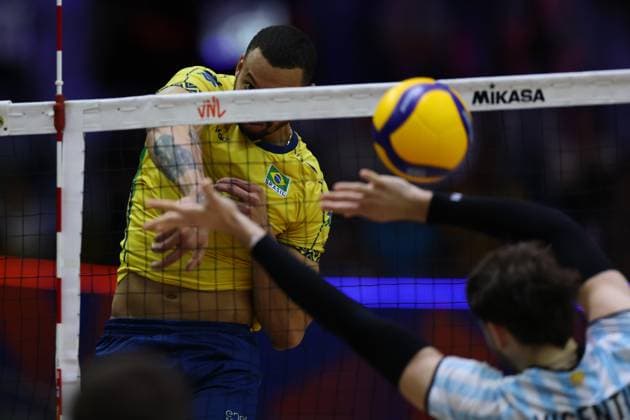 Alan Souza (BRA), JULY 16, 2025 - Volleyball : FIVB Volleyball Nations League 2025 Men s Preliminary Round match between Argentina - Brazil at Chiba Port Arena, Chiba, Japan. Noxthirdxpartyxsales  aflo_297838787