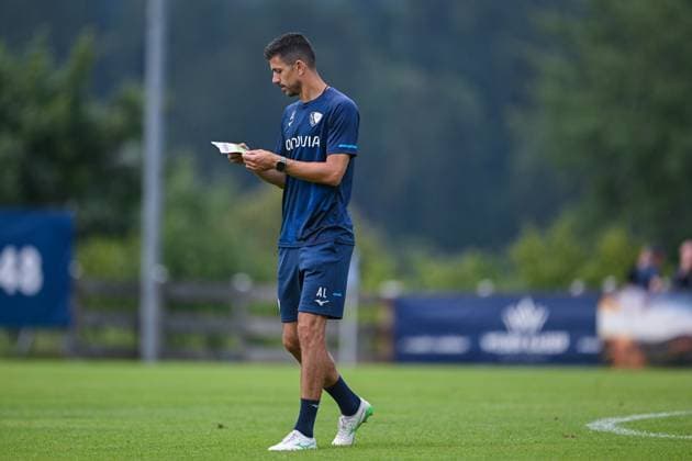 15.07.2025, Fussball, Saison 2025 2026, 2. Bundesliga, Vorbereitung, Sommertrainingslager des VfL Bochum in Scheffau am Wilden Kaiser, Co-Trainer Anthony Losilla (VfL Bochum 1848) xRHR-FOTO YYx