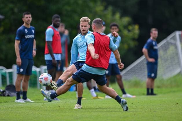 15.07.2025, Fussball, Saison 2025 2026, 2. Bundesliga, Vorbereitung, Sommertrainingslager des VfL Bochum in Scheffau am Wilden Kaiser, Colin Kleine-Bekel (VfL Bochum 1848), Maximilian Wittek (VfL Bochum 1848) xRHR-FOTO YYx