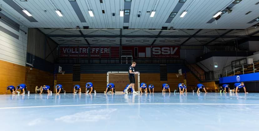 15.07.2025, GER, Handball, Maenner, Saison 25 26, 1.Daikin Handball Bundesliga, ThSV Eisenach öffentliches Training zeigt die Mannschaft beim WarmUp 99817 Eisenach Werner-Assmann-Halle Am Sportp Thueringen Deutschland