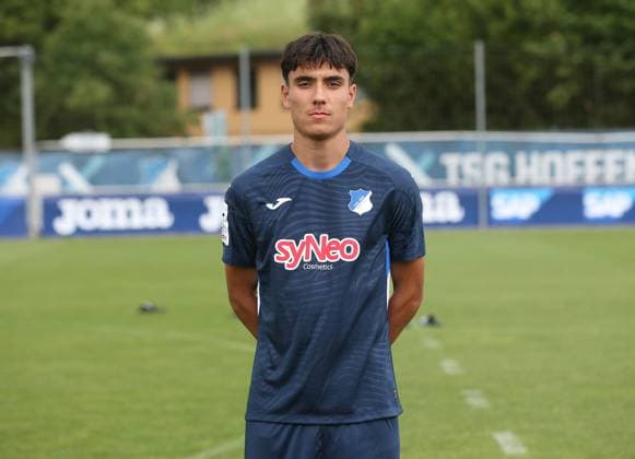 Deniz Zeitler (TSG Hoffeheim II) . TSG Hoffenheim 2 U23 Porträttermin 2025 2026 . Zuzenhausen, GER, 15.07.2025 ,Fussball 3. Liga 2025 2026 .
