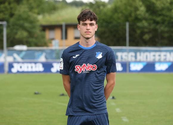 Luca Erlein (TSG Hoffeheim II) . TSG Hoffenheim 2 U23 Porträttermin 2025 2026 . Zuzenhausen, GER, 15.07.2025 ,Fussball 3. Liga 2025 2026 . *** Luca Erlein TSG Hoffenheim II TSG Hoffenheim 2 U23 Porträttermin 2025 2026 Zuzenhausen, GER, 15 07 2025 ,Soccer 3 Liga 2025 2026
