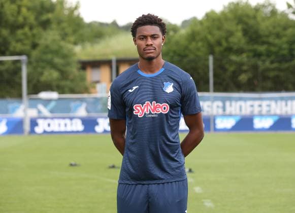 Kelven Frees (TSG Hoffeheim II) . TSG Hoffenheim 2 U23 Porträttermin 2025 2026 . Zuzenhausen, GER, 15.07.2025 ,Fussball 3. Liga 2025 2026 .