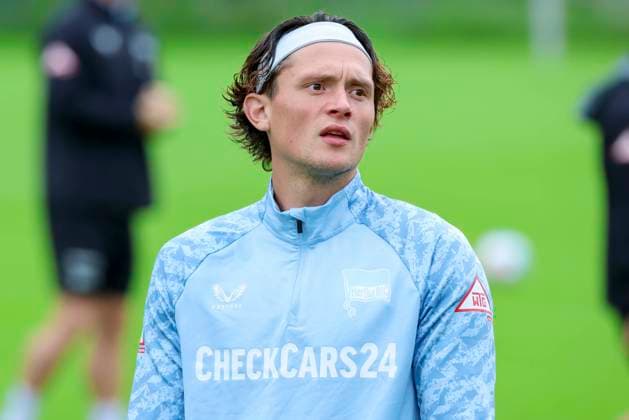Fabian Reese (Hertha BSC Berlin) schaut enttaeuscht, , Training Hertha BSC Berlin, Sportplatz Langau am 16. July 2025 in Kitzbuehel, Oesterreich. (Foto von Marco Steinbrenner DeFodi Images) Fabian Reese (Hertha BSC Berlin) looks dejected, , Training Hertha BSC Berlin, Sportplatz Langau, July 16, 2025 in Kitzbuehel, Austria. (Photo by Marco Steinbrenner DeFodi Images)