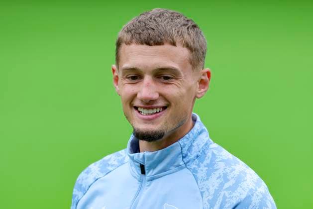 Michael Cuisance (Hertha BSC Berlin) lacht, , Training Hertha BSC Berlin, Sportplatz Langau am 16. July 2025 in Kitzbuehel, Oesterreich. (Foto von Marco Steinbrenner DeFodi Images) Michael Cuisance (Hertha BSC Berlin) smiles, , Training Hertha BSC Berlin, Sportplatz Langau, July 16, 2025 in Kitzbuehel, Austria. (Photo by Marco Steinbrenner DeFodi Images)