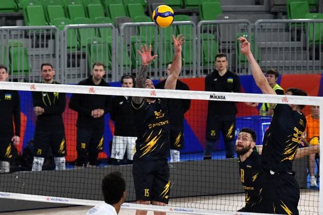 Ljubljana, Slovenia, 16th July 2024: Vitalii Shchytkov of Ukraine (L) in action during the IVNL Volleyball Nations League, Week 3 match, between Ukraine and Netherlands at Arena Stozice, Ljubljana, Slovenia. (Natasa Kupljenik SPP) Copyright: xNatasaxKupljenikx xSPPx SPP_1015278