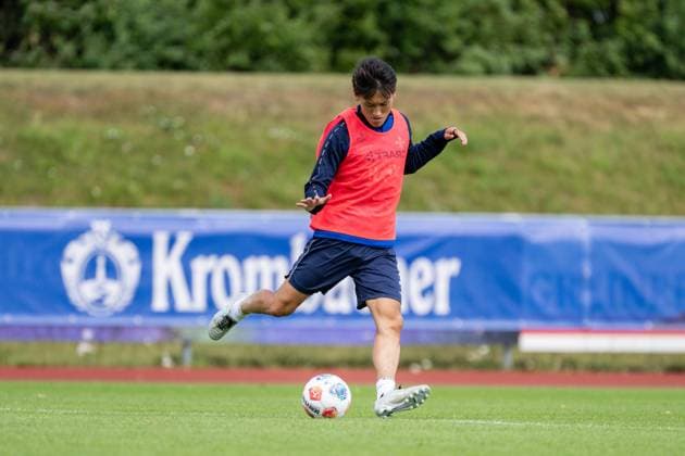 Hiroki Akiyama (SV Darmstadt 98) am Ball, SV Darmstadt 98, Fussball, 2. Bundesliga, Trainingslager, 7. Tag, 16.07.2025. SV Darmstadt 98, Fussball, 2. Bundesliga, Trainingslager, 7. Tag, 16.07.2025. Bad Wörishofen