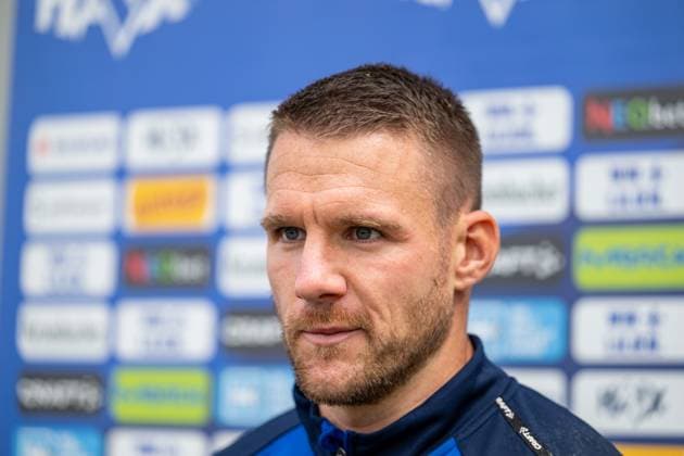 Marcel Schuhen (SV Darmstadt 98, 01) spricht in einer Medienrunde, SV Darmstadt 98, Fussball, 2. Bundesliga, Trainingslager, 7. Tag, 16.07.2025. SV Darmstadt 98, Fussball, 2. Bundesliga, Trainingslager, 7. Tag, 16.07.2025. Bad Wörishofen