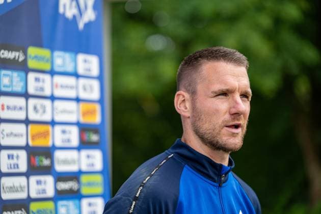 Marcel Schuhen (SV Darmstadt 98, 01) spricht in einer Medienrunde, SV Darmstadt 98, Fussball, 2. Bundesliga, Trainingslager, 7. Tag, 16.07.2025. SV Darmstadt 98, Fussball, 2. Bundesliga, Trainingslager, 7. Tag, 16.07.2025. Bad Wörishofen