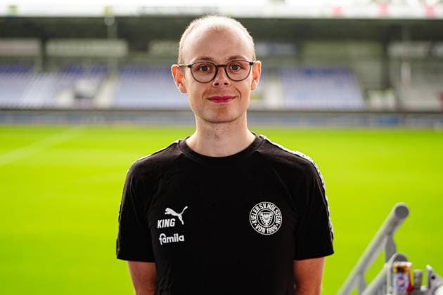Timo Syroka; Holstein Kiel Physiotherapeut GER, Holstein Kiel, 2. Bundesliga, Portraettermin 2025 2026 GER, Holstein Kiel, 2. Bundesliga, Portraettermin 2025 2026 Kiel Copyright: xEibner-Pressefoto MarcelxvonxFehrnx EP_MFN