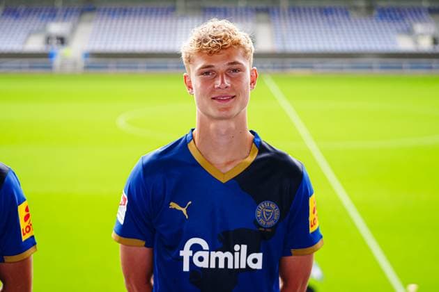 Kasper Davidsen; Holstein Kiel 15 GER, Holstein Kiel, 2. Bundesliga, Portraettermin 2025 2026 GER, Holstein Kiel, 2. Bundesliga, Portraettermin 2025 2026 Kiel Copyright: xEibner-Pressefoto MarcelxvonxFehrnx EP_MFN