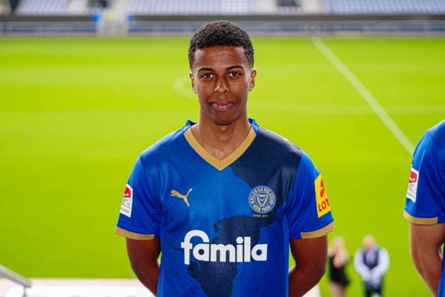 Andu Kelati; Holstein Kiel 16 GER, Holstein Kiel, 2. Bundesliga, Portraettermin 2025 2026 GER, Holstein Kiel, 2. Bundesliga, Portraettermin 2025 2026 Kiel Copyright: xEibner-Pressefoto MarcelxvonxFehrnx EP_MFN