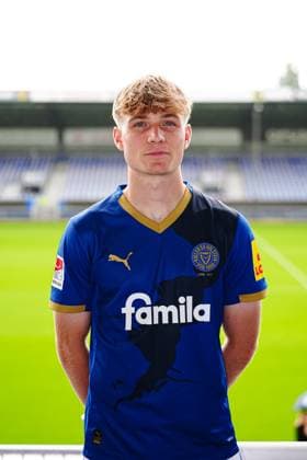 Niklas Niehoff; Holstein Kiel 29 GER, Holstein Kiel, 2. Bundesliga, Portraettermin 2025 2026 GER, Holstein Kiel, 2. Bundesliga, Portraettermin 2025 2026 Kiel Copyright: xEibner-Pressefoto MarcelxvonxFehrnx EP_MFN