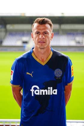 Stefan Schwab; Holstein Kiel 22 GER, Holstein Kiel, 2. Bundesliga, Portraettermin 2025 2026 GER, Holstein Kiel, 2. Bundesliga, Portraettermin 2025 2026 Kiel Copyright: xEibner-Pressefoto MarcelxvonxFehrnx EP_MFN