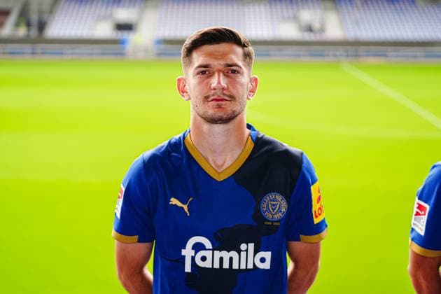 Armin Gigovic; Holstein Kiel 37 GER, Holstein Kiel, 2. Bundesliga, Portraettermin 2025 2026 GER, Holstein Kiel, 2. Bundesliga, Portraettermin 2025 2026 Kiel Copyright: xEibner-Pressefoto MarcelxvonxFehrnx EP_MFN