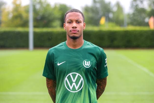 VfL Wolfsburg Fototermin Wolfsburg, 16.07.2025, Aster Vranckx; VfL Wolfsburg, 1. Bundesliga, Porträttermin 2025 2026 Wolfsburg
