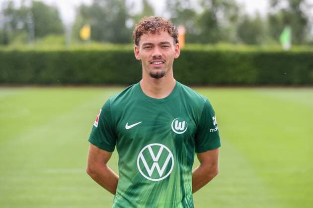VfL Wolfsburg Fototermin Wolfsburg, 16.07.2025, Aaron Zehnter; VfL Wolfsburg, 1. Bundesliga, Porträttermin 2025 2026 Wolfsburg