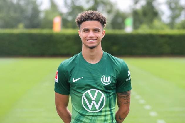 VfL Wolfsburg Fototermin Wolfsburg, 16.07.2025, Kevin Paredes; VfL Wolfsburg, 1. Bundesliga, Porträttermin 2025 2026 Wolfsburg