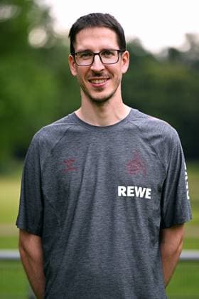 Physiotherapeut Marvin Kreuzwieser; 1. FC Köln; 1.BL, Porträttermin 2025 2026