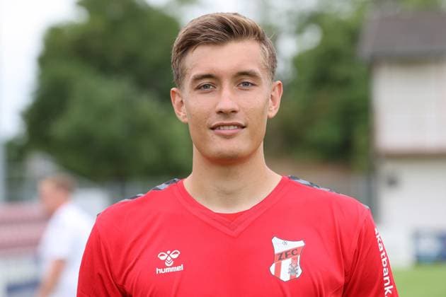 Fußball, RL Nordost, ZFC Meuselwitz, Porträttermin 2025 2026 Männer Fußball Fussball Saison 2025 26 16.07.2025 Bluechip Arena Meuselwitz ZFC Meuselwitz - Portrait Leon Schmökel Meuselwitz Thueringen Germany